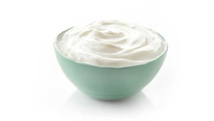 Top 10 Ways To Use Curd For Skin Whitening Of Oily & Dry Skin