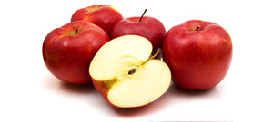 Apple beauty benefits for perfect clear glowing skin