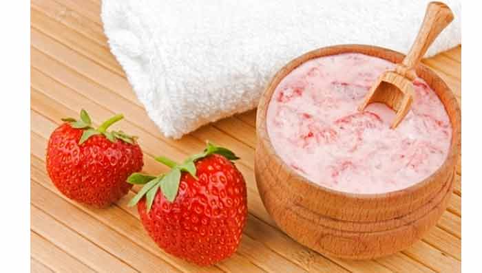 Strawberries Almond Oil Hair Mask