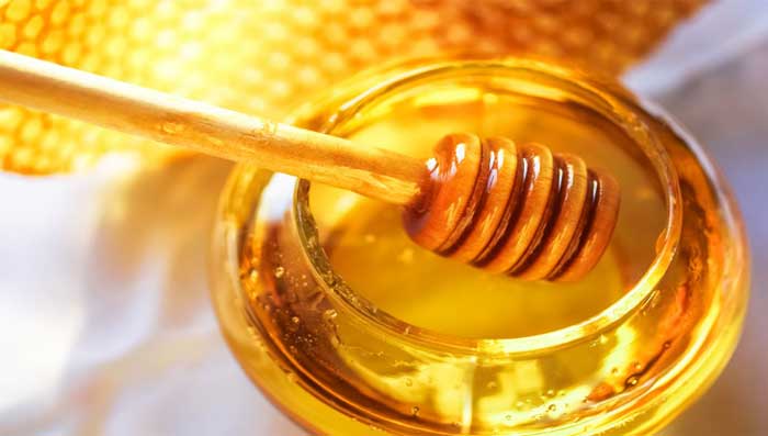 Castor Oil And Honey Mask