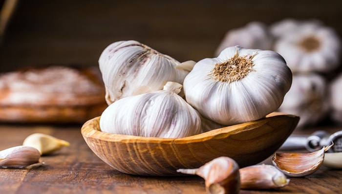 How To Use Garlic For Hair Growth